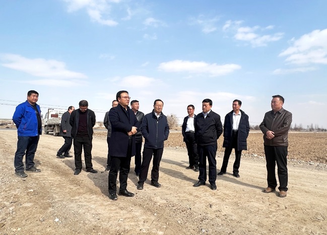 振興種業(yè)在行動,敦煌種業(yè)牽手奧凱種機、大禹節(jié)水現(xiàn)場對接推進千畝智慧種業(yè)示范園區(qū)建設(shè)項目